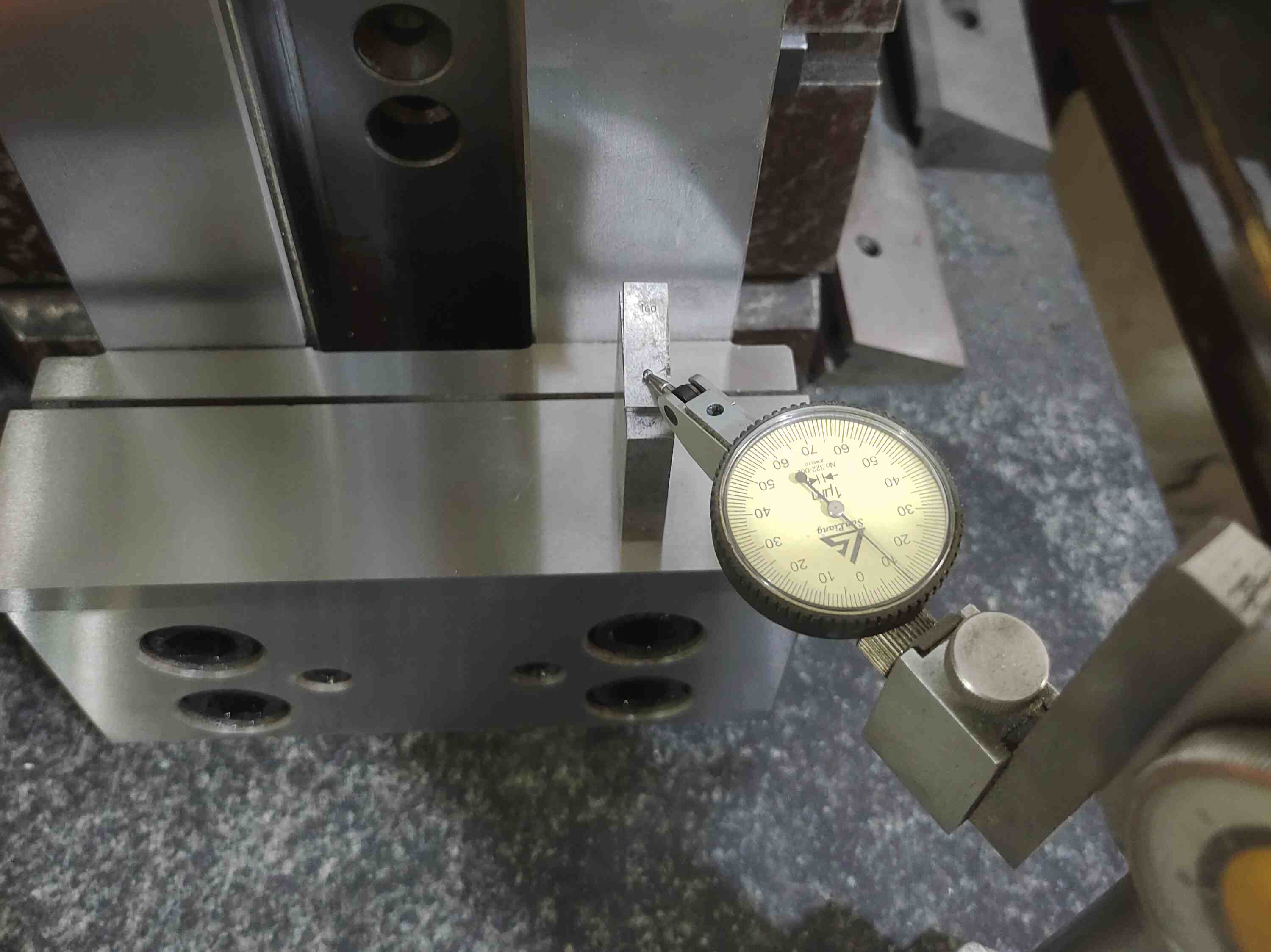 How to Set Up Multiple Vises on a CNC Machine Table: Alignment, Referencing & Work Offset Strategy for GT Series Modular Vises