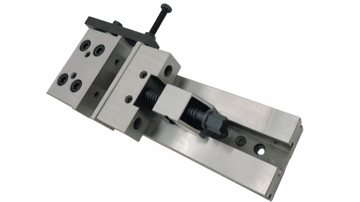 CNC Vise Jaw Types Explained: Flat, V-Groove, Step, Serrated & Soft Jaws — How to Choose